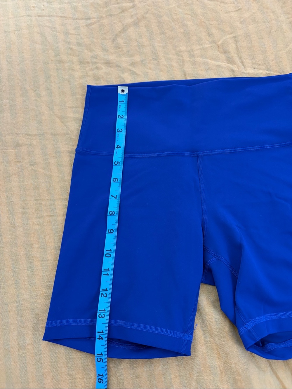 Lululemon bike shorts - Picture 4 of 5